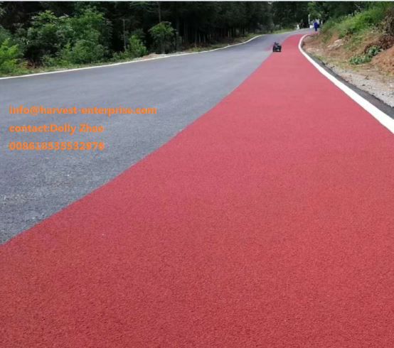 Gekleurde antislip bij oprit snelweg